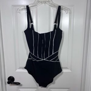NWT Gottex Profile One Piece Swimsuit Women’s 16D Black White
